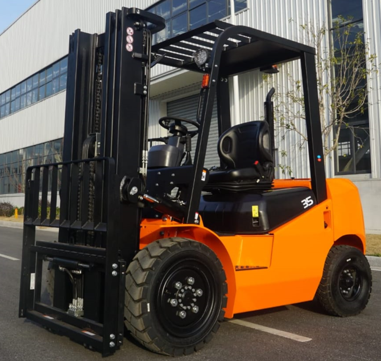 Standard Excavator 8T